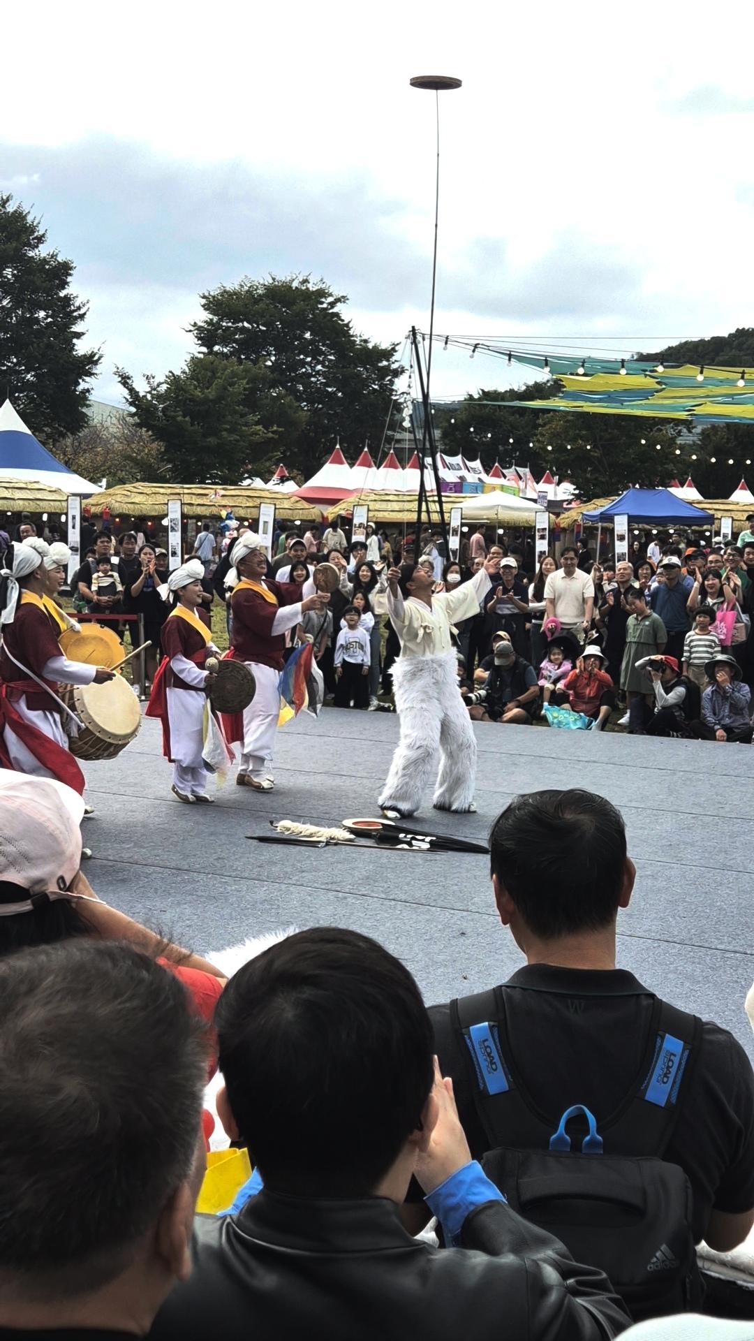 The Festival That Said “Why Not Have It All?”: Anseong Baudeogi Edition