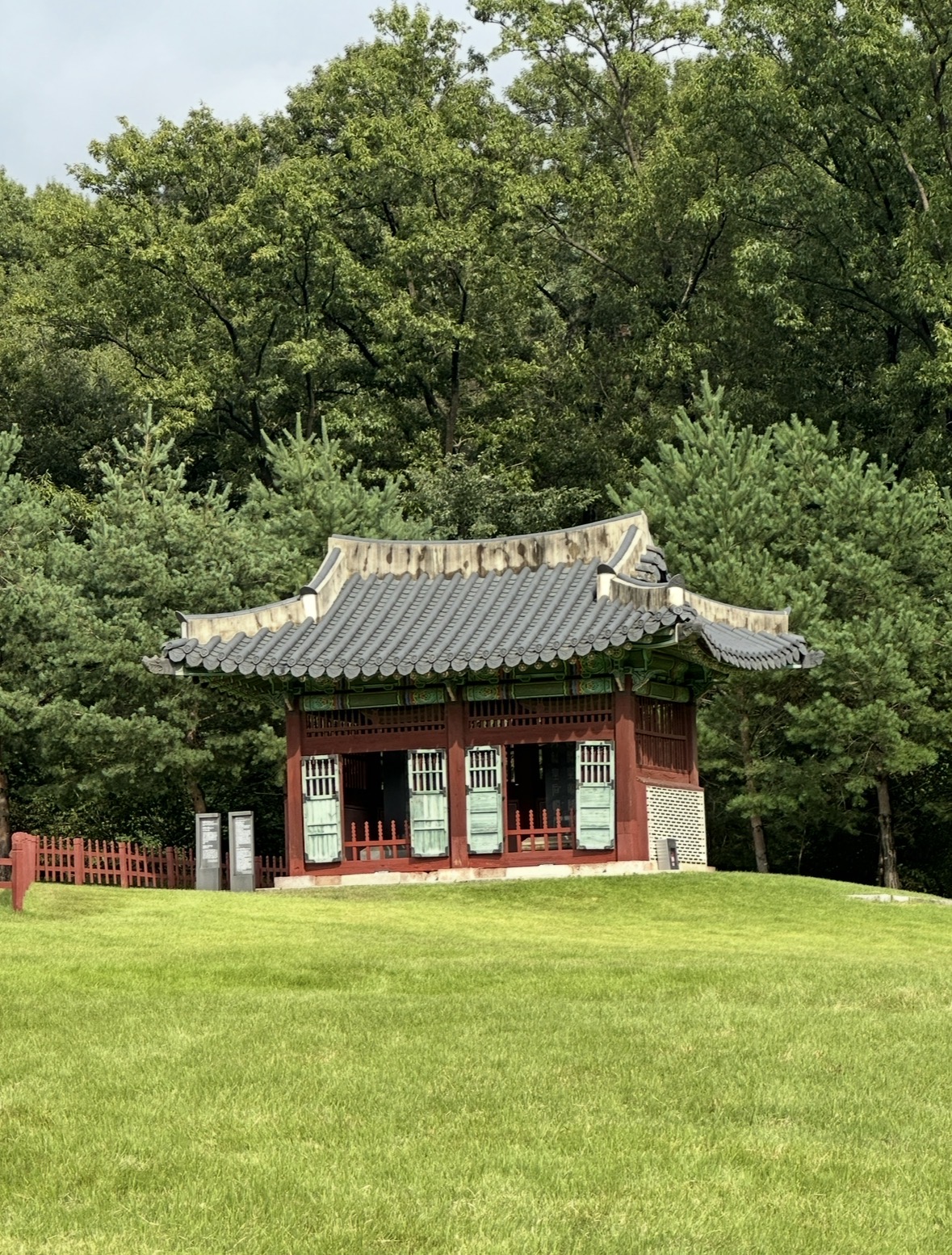 king jeongjo‘s royal parade is a fun day