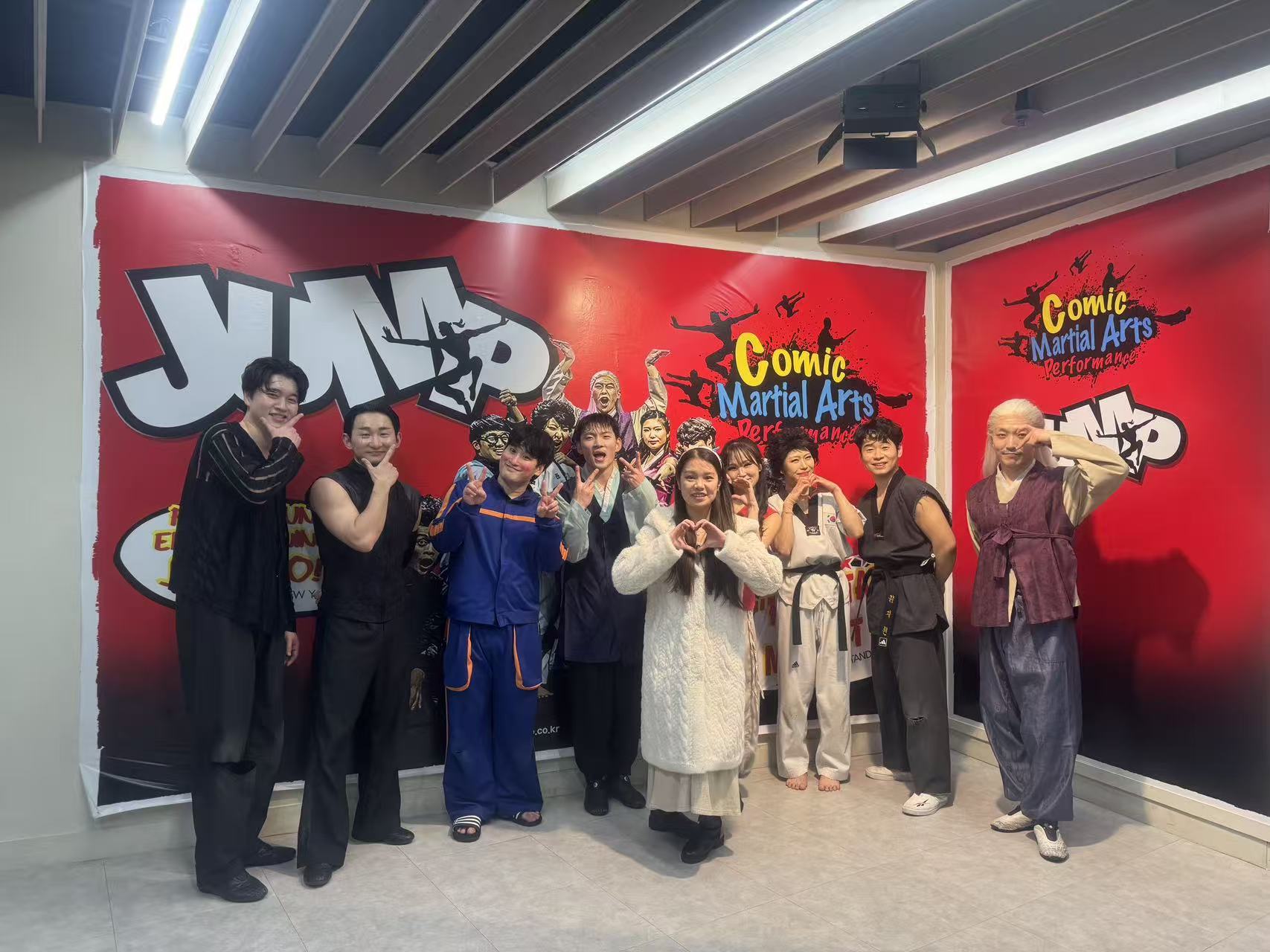 A very interesting JUMP show！！！